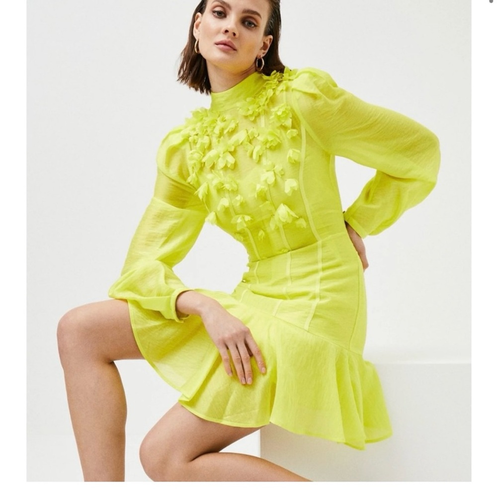 Karen Millen Chartreuse appliqué balloon sleeves dress Size 6 - Picture 3 of 3
